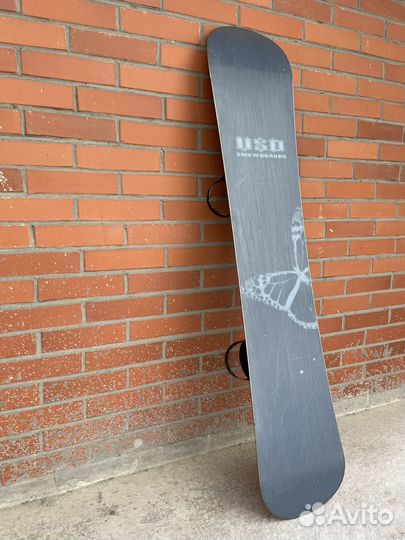 Сноуборд USD 150см + крепы Ride