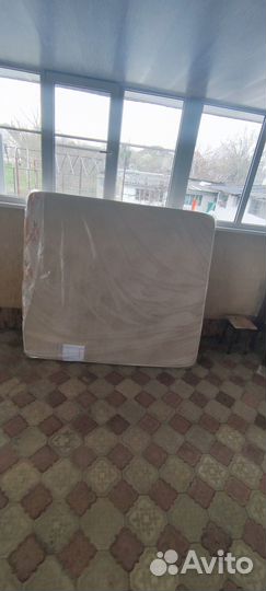 Матрас 180х200 б/у