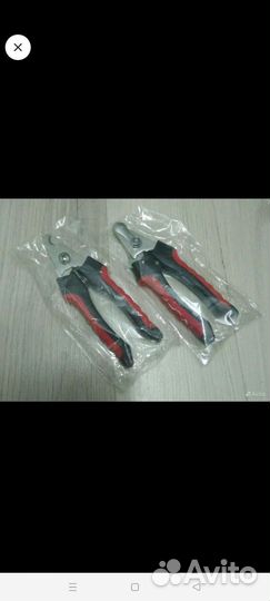 Когтерезка, колтунорез и игрушка для животных