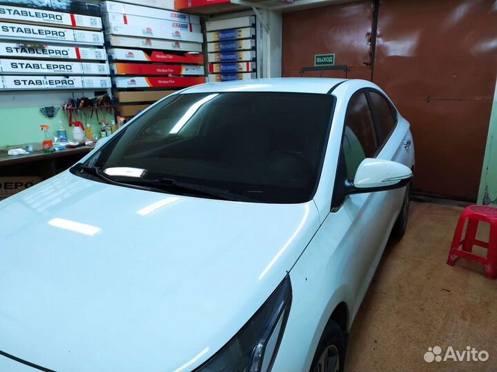 Тонировщик автомобиля