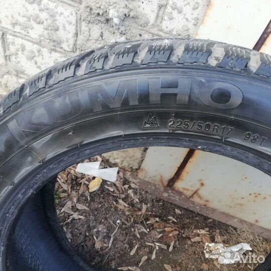Kumho I'Zen KW22 225/50 R17
