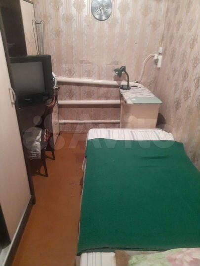 Комната 14 м² в 4-к., 1/2 эт.