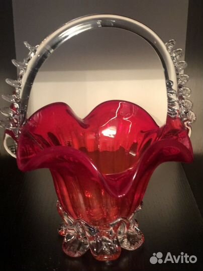 Конфетница / корзиночка красный май стекло