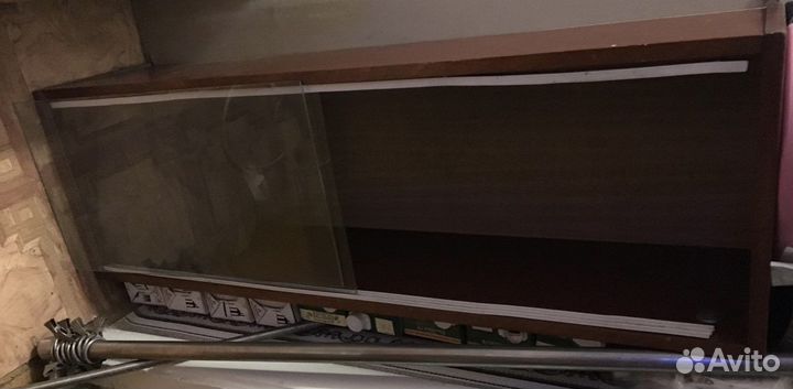 Полка книжная настенная