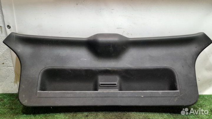 Обшивка крышки багажника Audi A3 8P 1.6 BSE (102