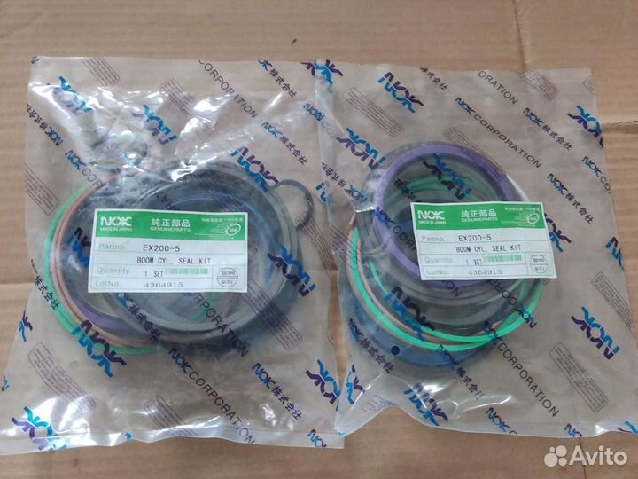 Ремкомплект гидроцилиндра стрелы Hitachi