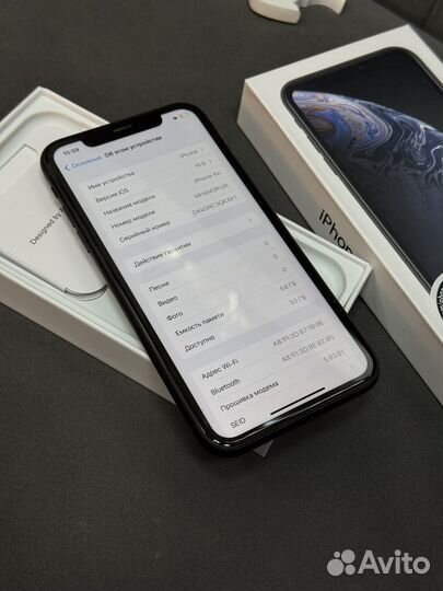 iPhone Xr, 64 ГБ