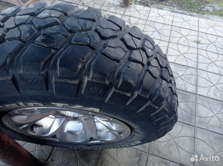Bfgoodrich Mud-Terrain T/A KM2 245/75 R16 120