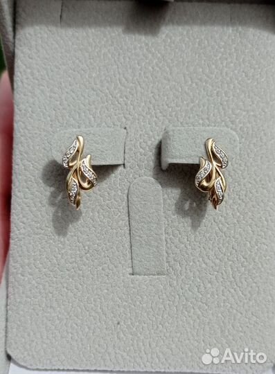 Золотые серьги 585