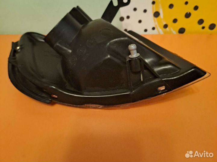 Указатель поворота левый Nissan Maxima A32 1995-20