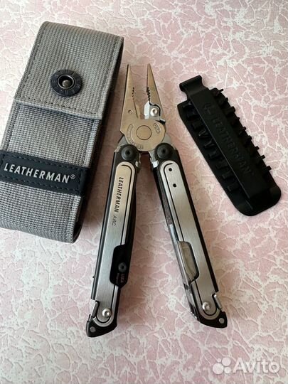 Mультитул Leatherman ARC