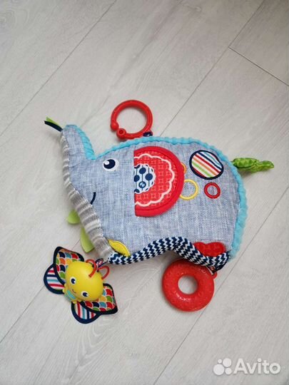 Детские игрушки для малышей