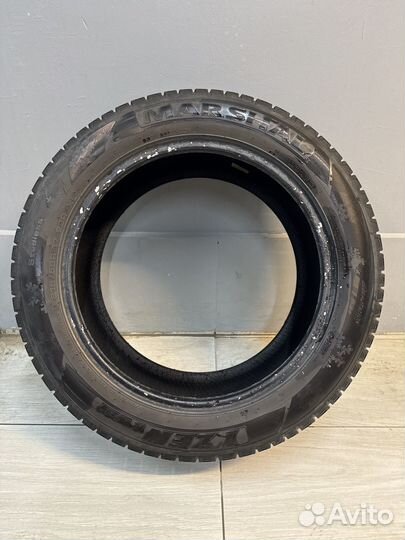 Kumho I'Zen KW31 215/55 R17