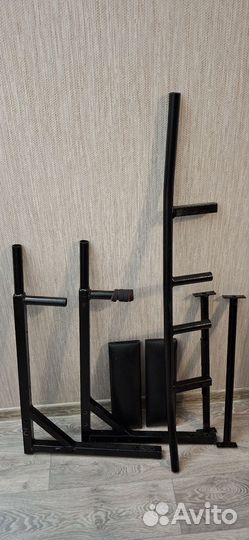 Турник настенный