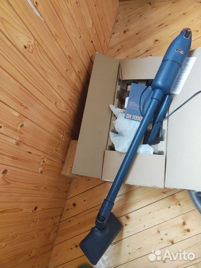 Вертикальный пылесос