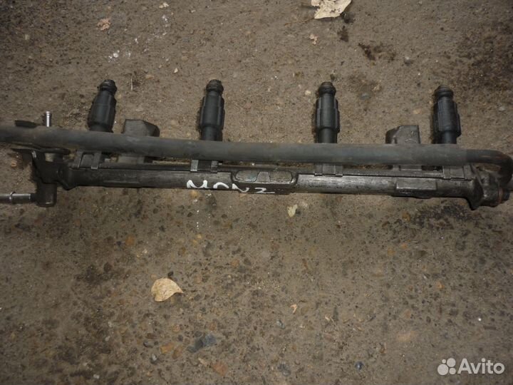 Топливная рампа с форсунками форд мондео 2 1.8 зет