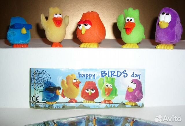 Киндер пасхальные цыплята лягушки, бархатные зайцы