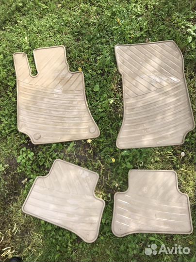 Автомобильные коврики Mercedes E-klasse