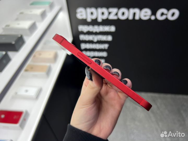 iPhone 12 64GB Red