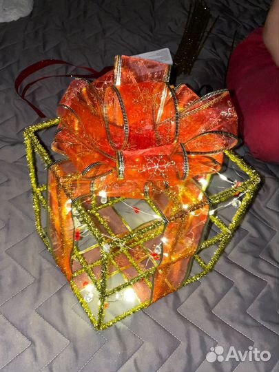 Декор подарок под елку