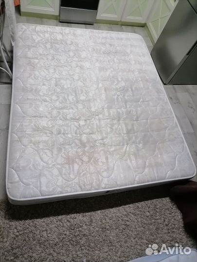 Матрас 160х200 бу
