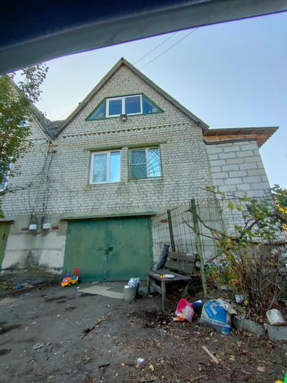 Дом 99,3 м² на участке 8 сот.