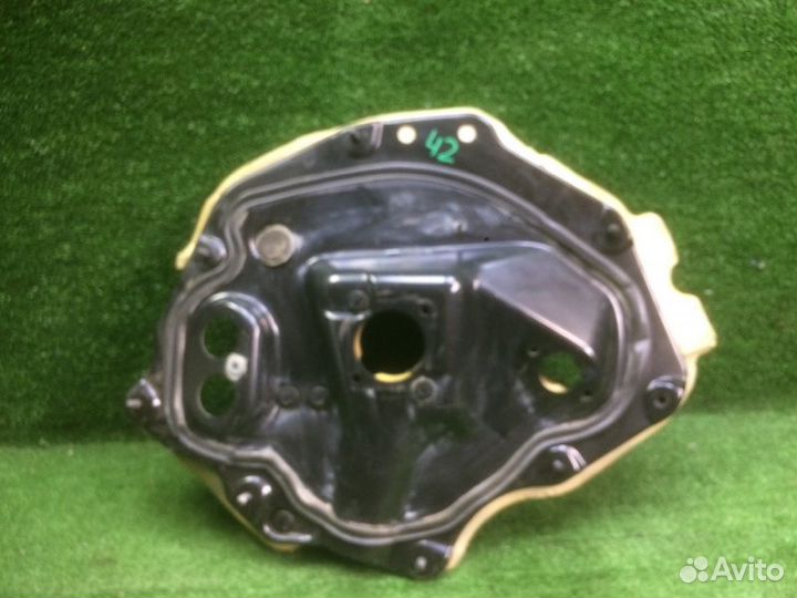 Кронштейн Opel Astra H Z16XER 2007