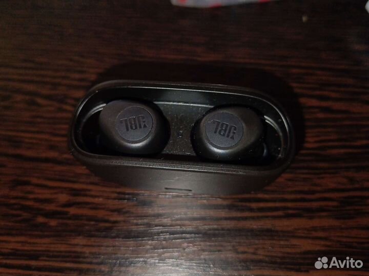 Беспроводные наушники JBL wave 100TWS