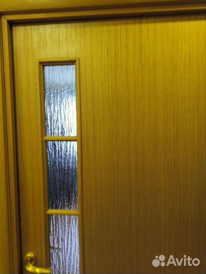 Дверь межкомнатная 800 с коробкой б/у
