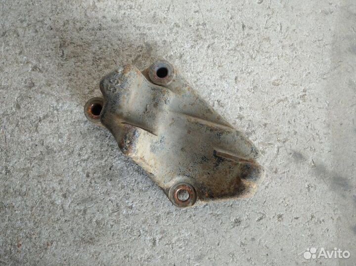 Кронштейн опоры двигателя Mazda 6 GH 2007-2013