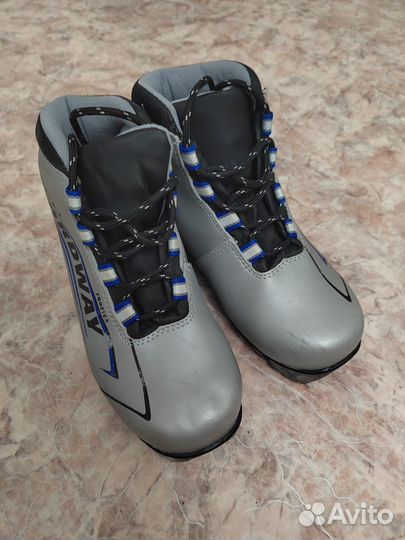 Nordway Лыжные ботинки детские 35 размер