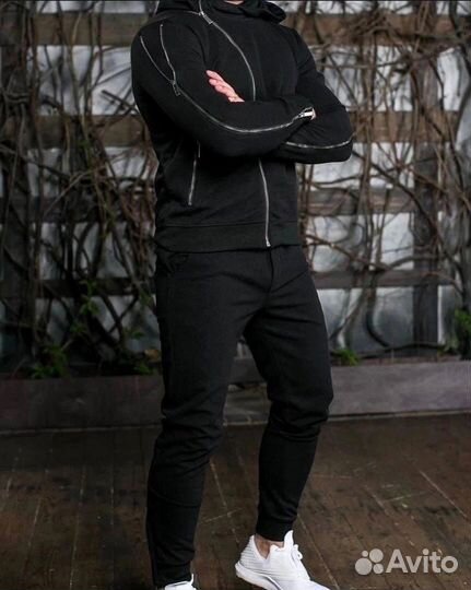 Спортивный костюм Emporio Armani