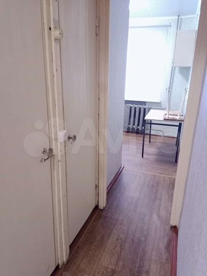 3-к. квартира, 49 м², 1/3 эт.