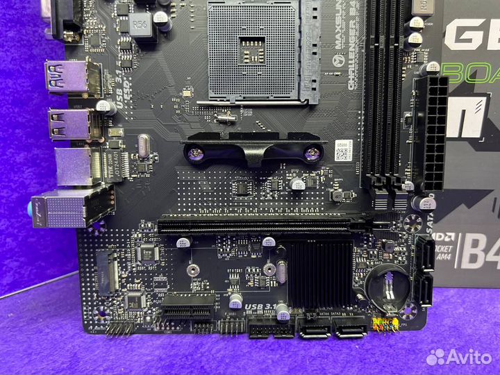 Новая материнская плата AM4 B450