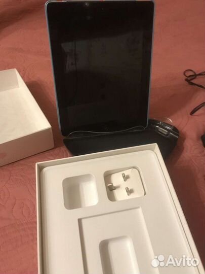 Планшет Apple iPad 3 32GB WI-FI + Sim MD367ZP/A A1