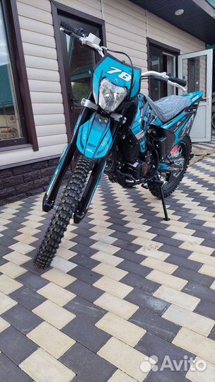 Мотоцикл Кросс Motoland XR 250 lite