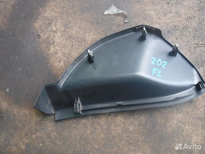 Накладка декоративная Mercedes W212 E Class