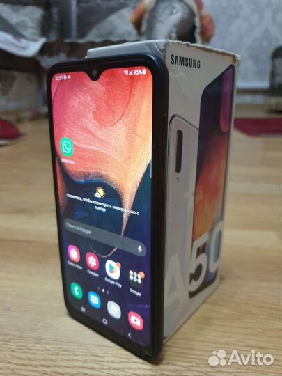 Телефон Samsung Galaxy A50 128gb