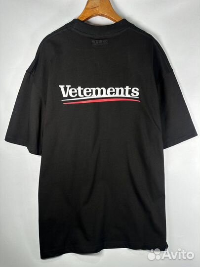 Футболка Vetements