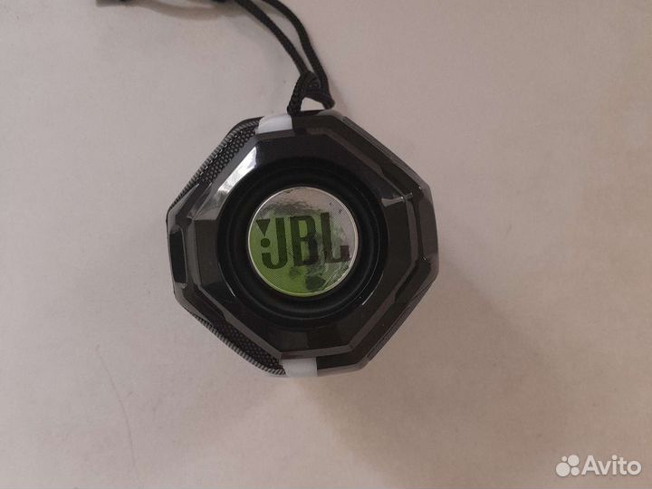 Блютуз колонка jbl