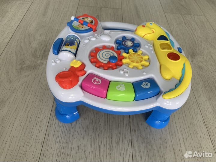 Развивающие игрушки для малышей пакетом