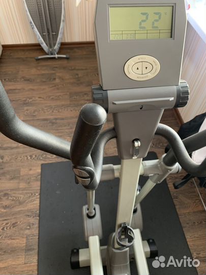 Эллиптический тренажер torneo