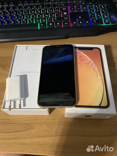 iPhone Xr, 64 ГБ