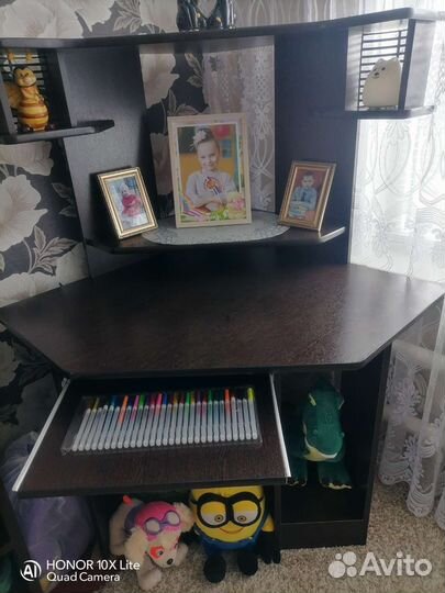 Компьютерный стол