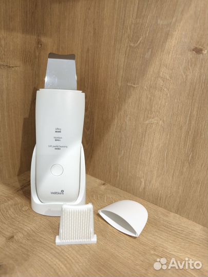 Ультразвуковой аппарат для чистки лица