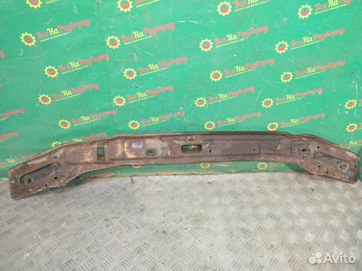 Рамка радиатора Mercedes-Benz Vito W638 2.0 diesel