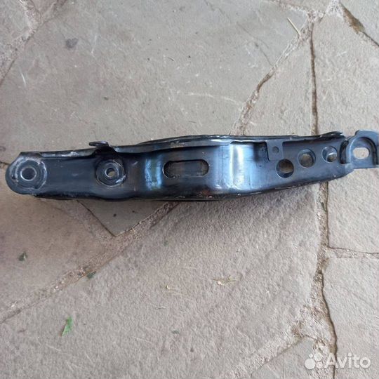Рычаг задний Chevrolet Camaro 6 2018 84382226