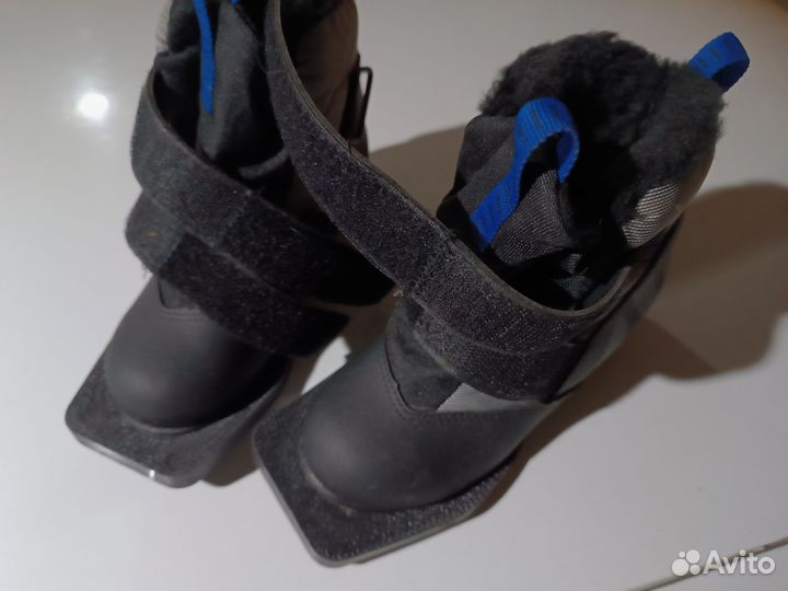 Ботинки лыжные 30 размер
