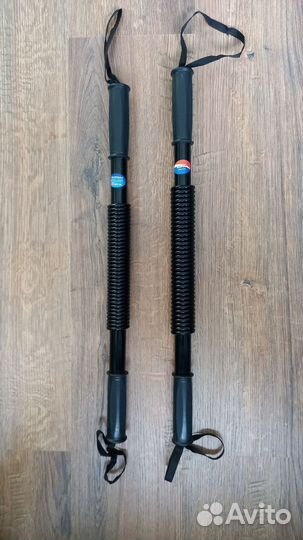 Эспандер пружинный палка