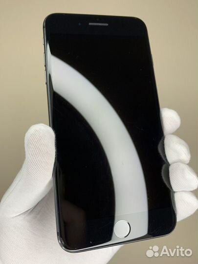 iPhone 8 Plus, 64 ГБ